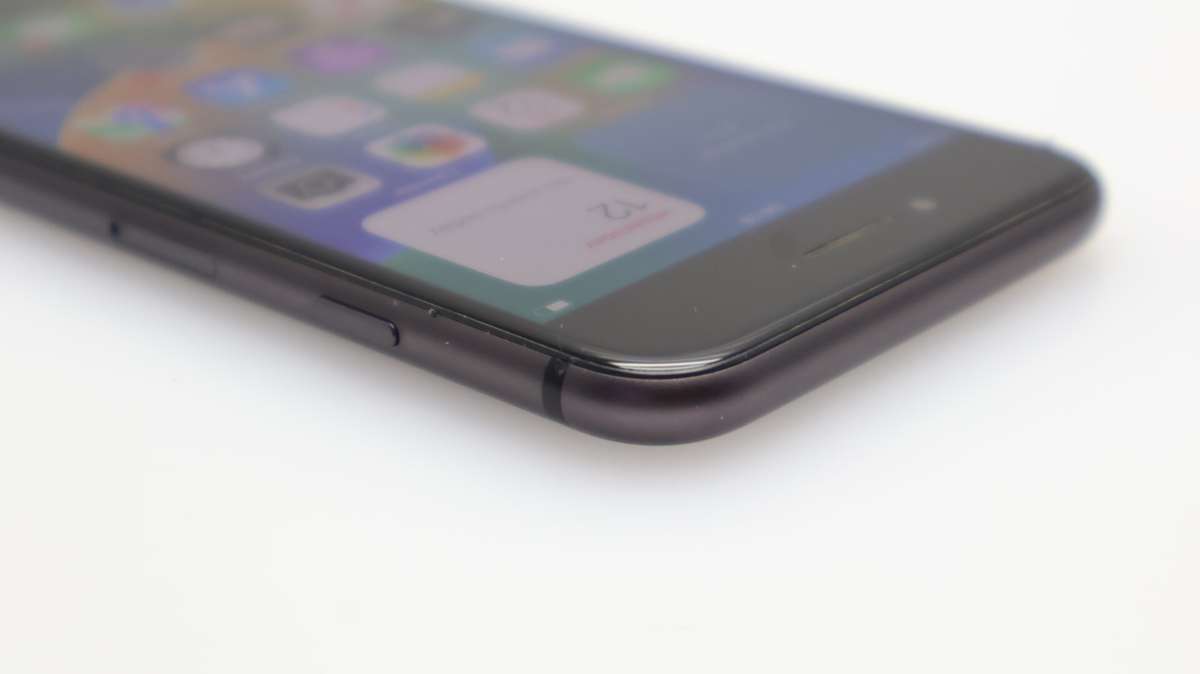 iPhone 8 64GB Space Gray