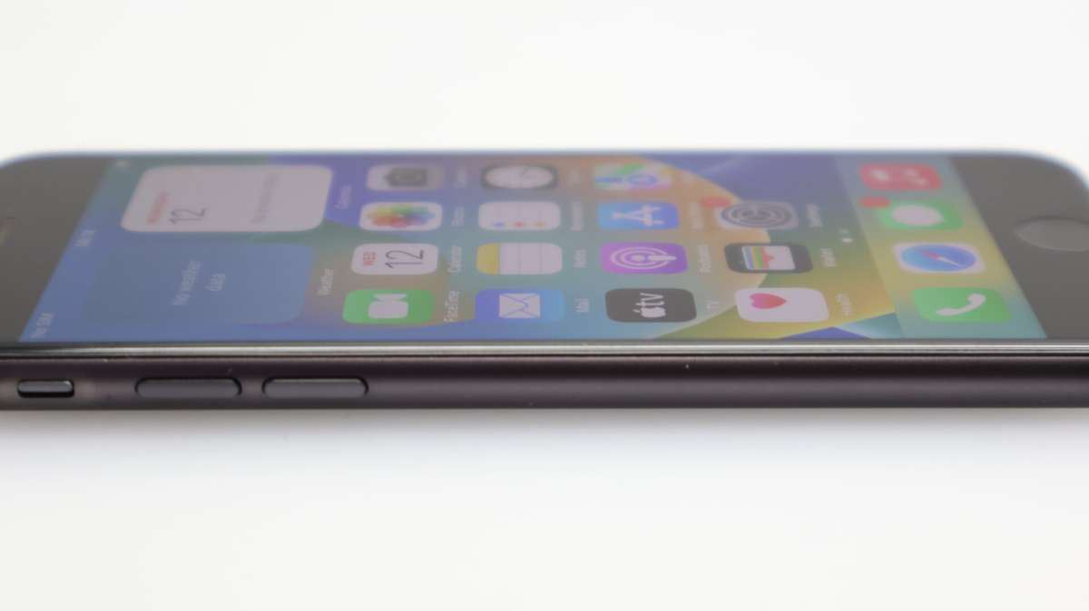 iPhone 8 64GB Space Gray