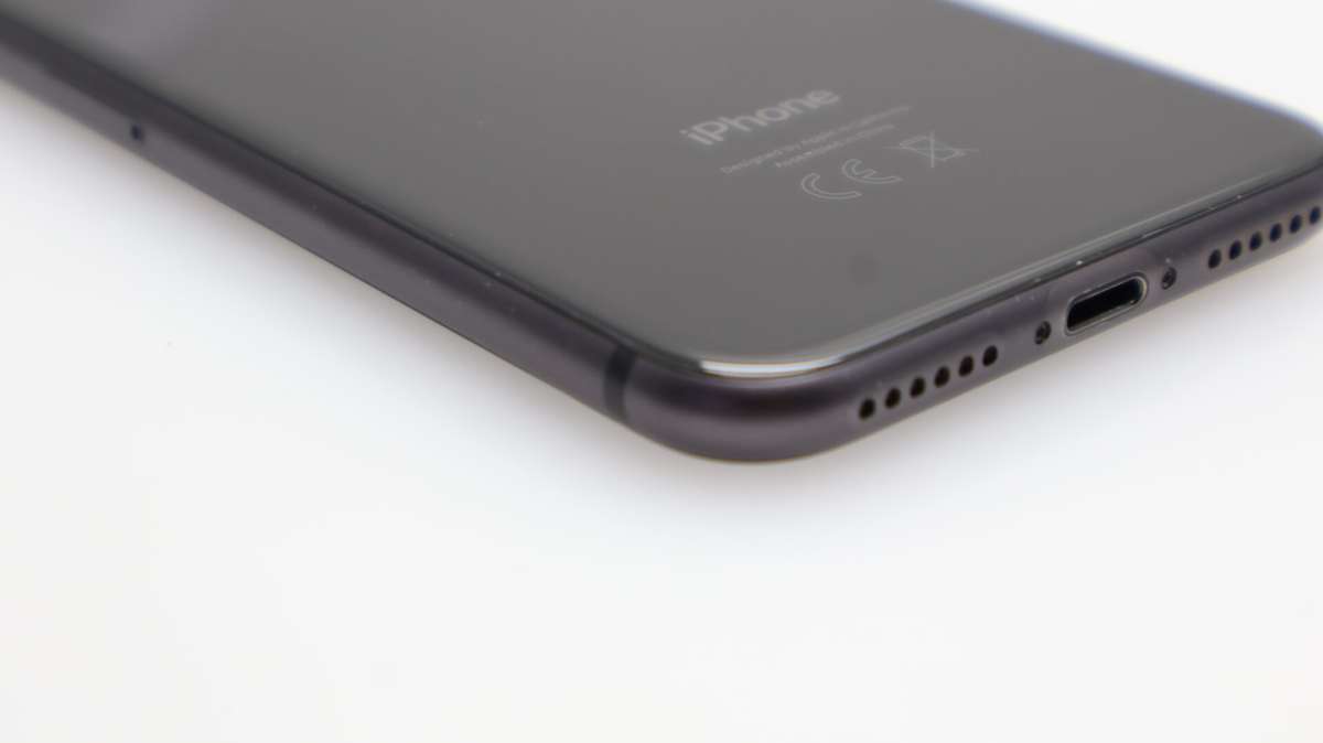 iPhone 8 64GB Space Gray