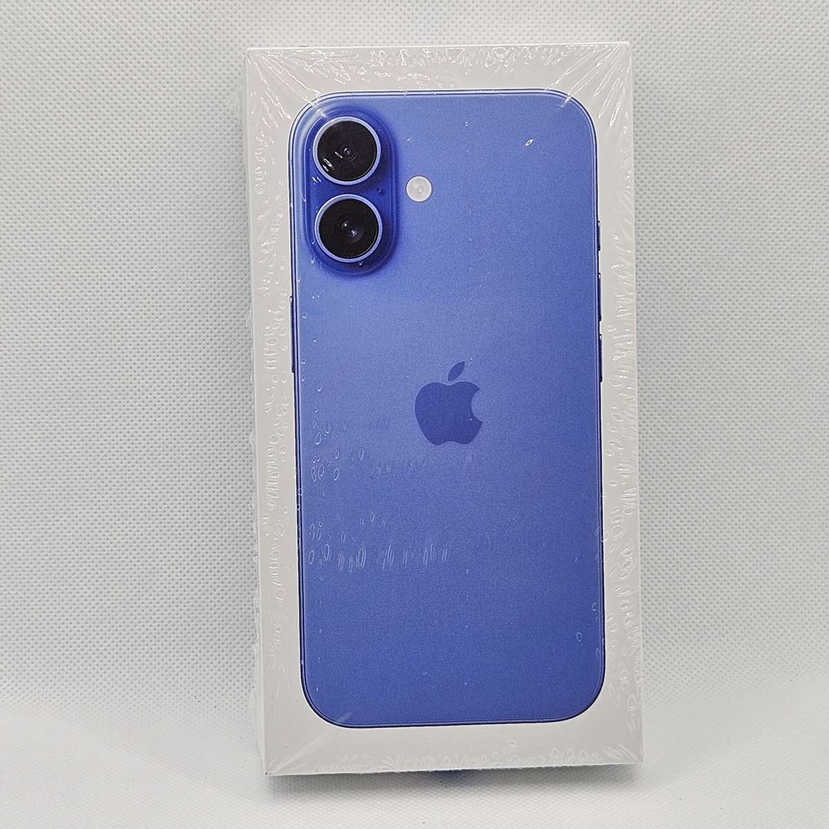 iPhone 16 128GB Ultramarine 