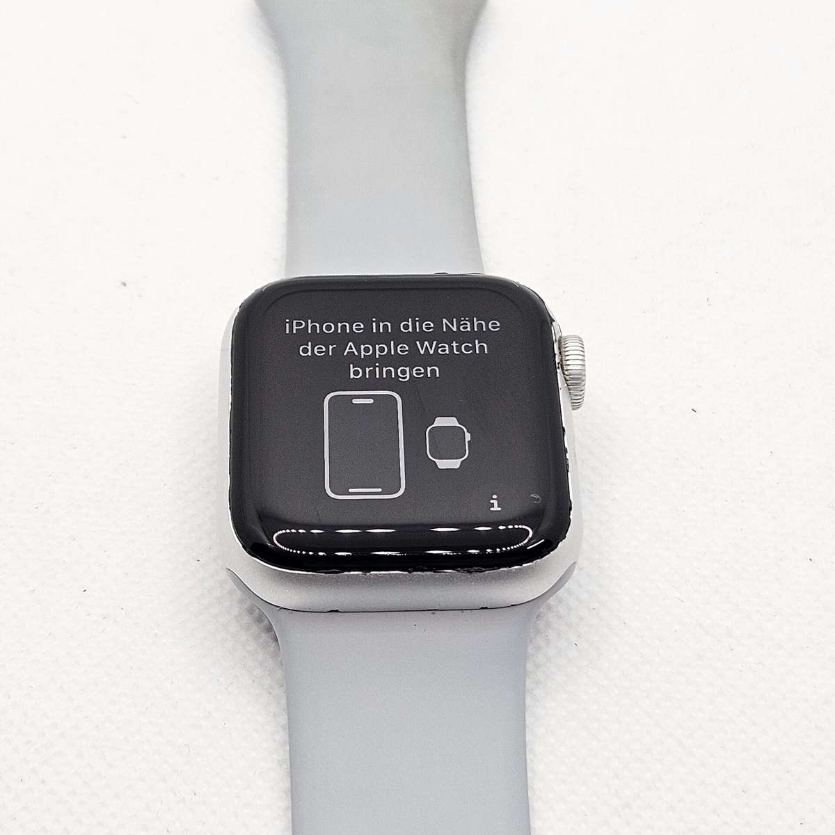 Apple Watch Series 6 40mm GPS Only Silver (3 Month Warranty) - With Grey Straps