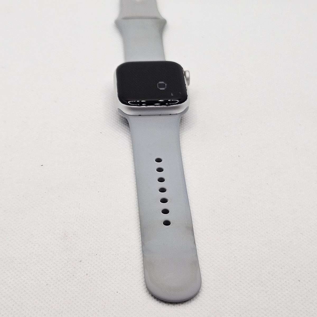 Apple Watch Series 6 40mm GPS Only Silver (3 Month Warranty) - With Grey Straps