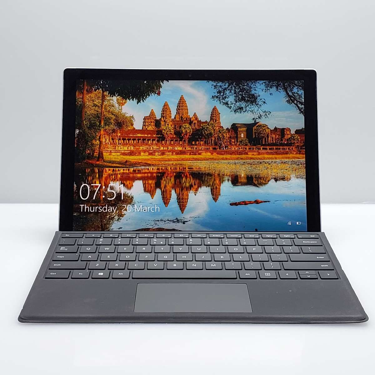 Microsoft Surface Pro 7 "Core i5" 1.10GHz 8GB RAM 128GB SSD  Silver