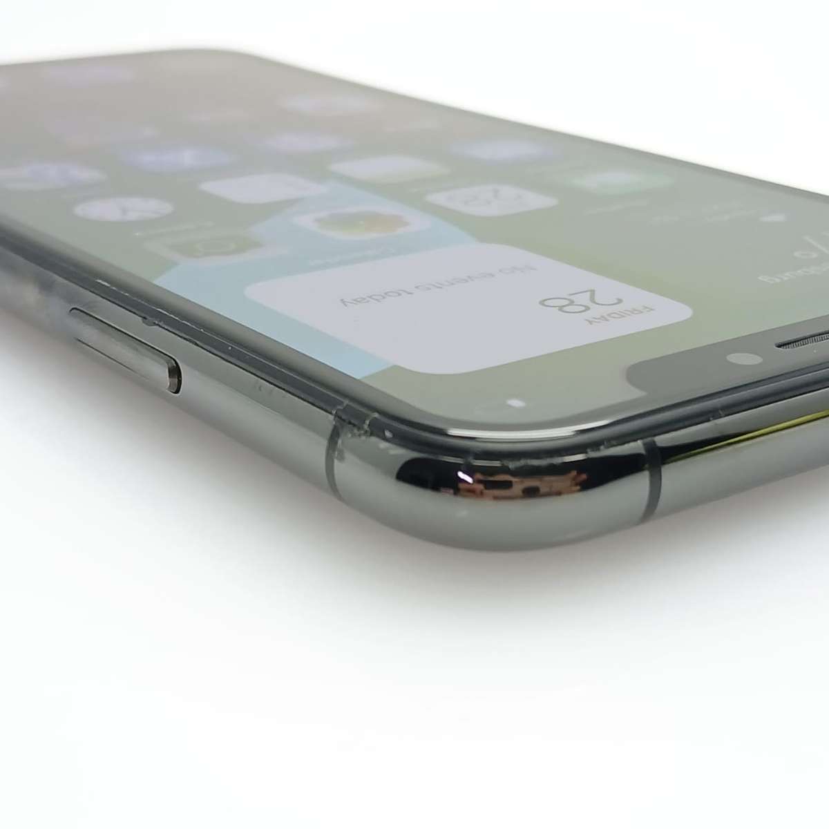 iPhone Xs 64GB No Face ID | Cracked Camera Space Gray (3 Month Warranty)