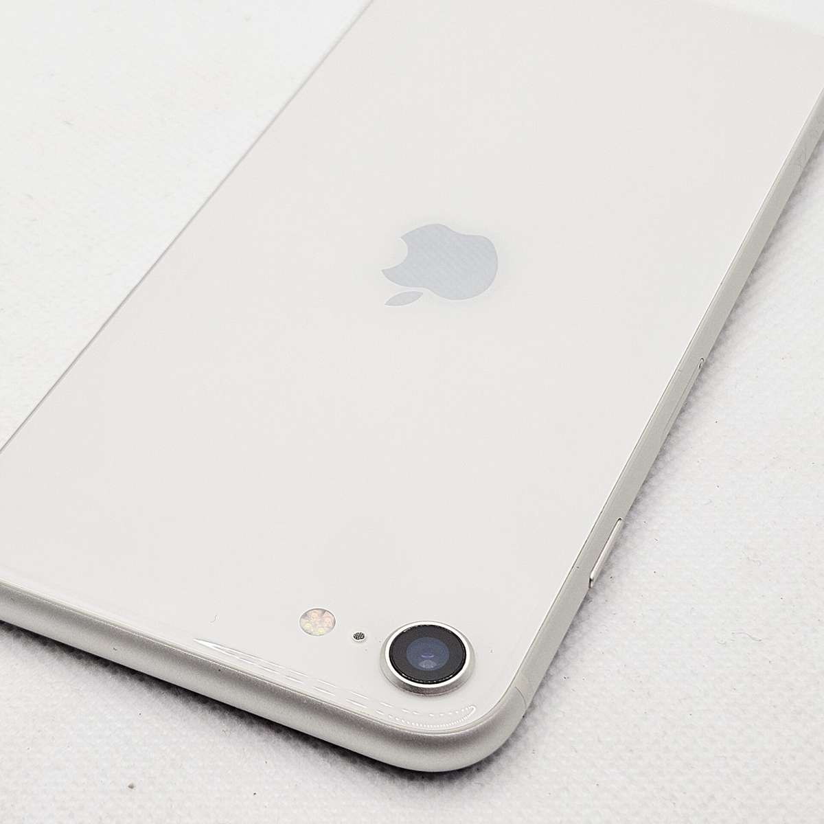 iPhone SE (2022) 64GB Starlight (6 Month Warranty)