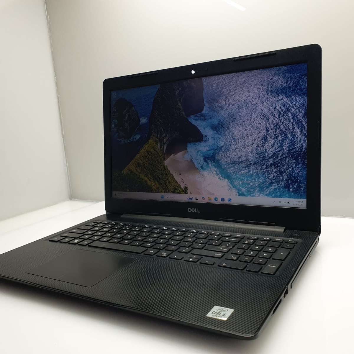 Dell Inspiron 3593 "Core i5" 8GB RAM 256GB SSD Bright Spots Black (3 Month Warranty)