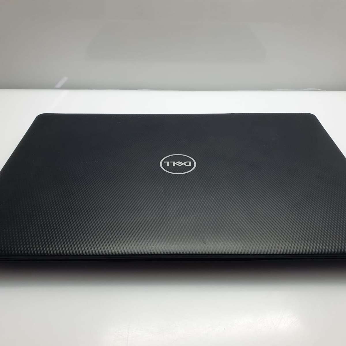 Dell Inspiron 3593 "Core i5" 8GB RAM 256GB SSD Bright Spots Black (3 Month Warranty)
