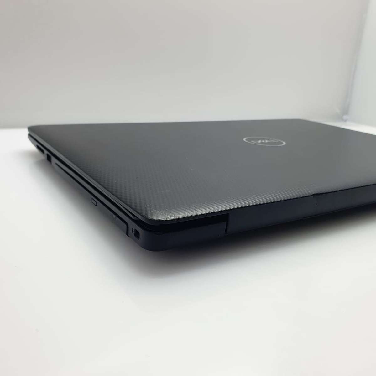 Dell Inspiron 3593 "Core i5" 8GB RAM 256GB SSD Bright Spots Black (3 Month Warranty)