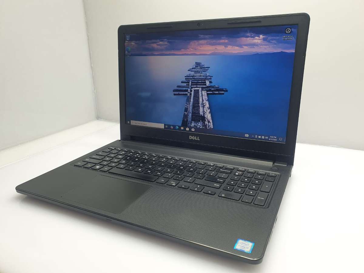 Dell Vostro 15 3568 8GB RAM 512GB HDD (3 Month Warranty)