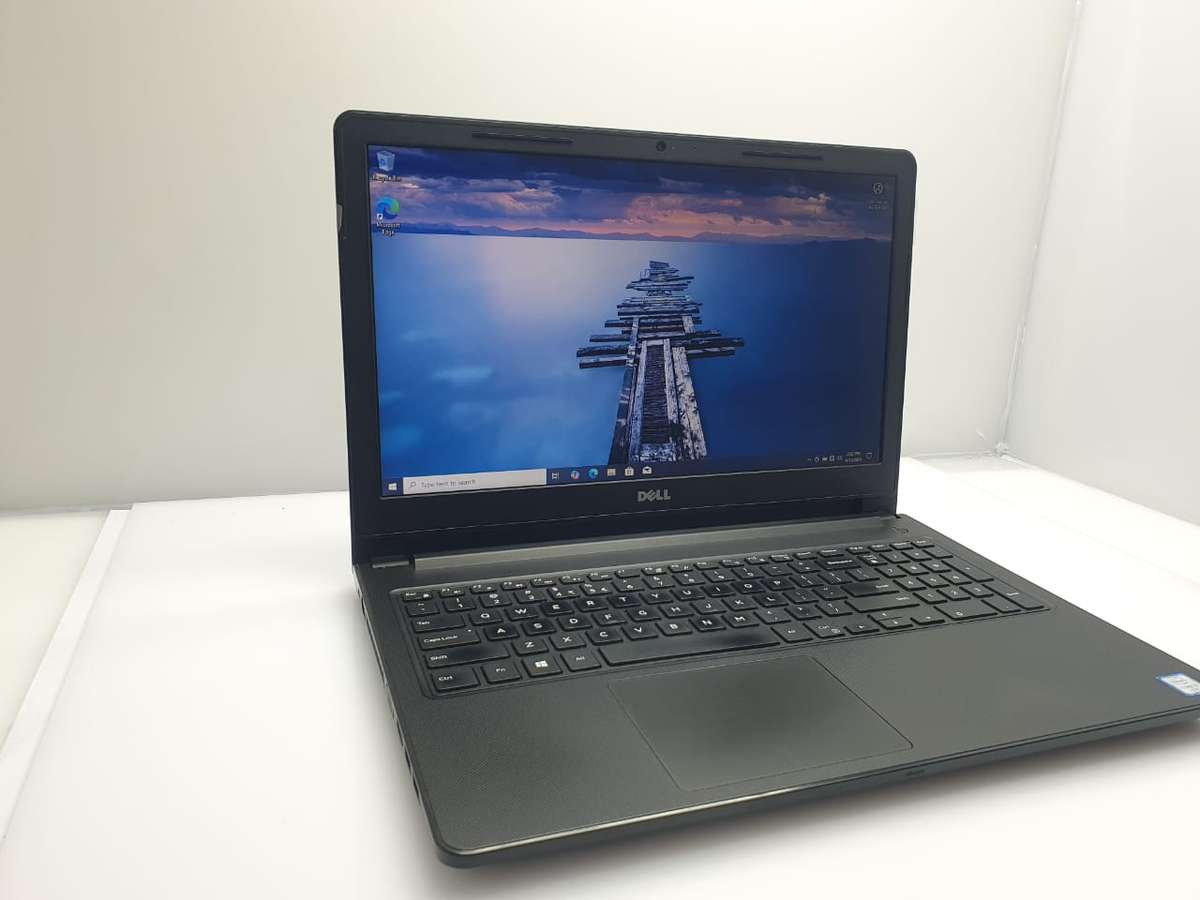 Dell Vostro 15 3568 8GB RAM 512GB HDD (3 Month Warranty)