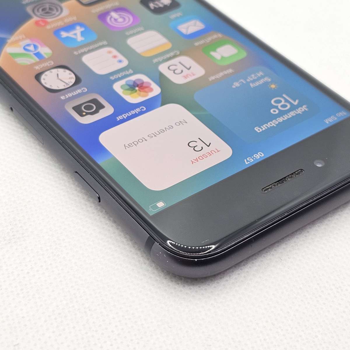 iPhone 8 64GB Space Gray