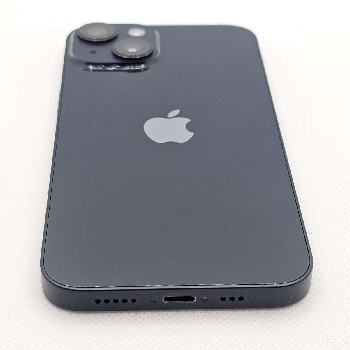 iPhone 14 128GB Midnight (12 Month Warranty) + Screen Protector Bundle Value: R200