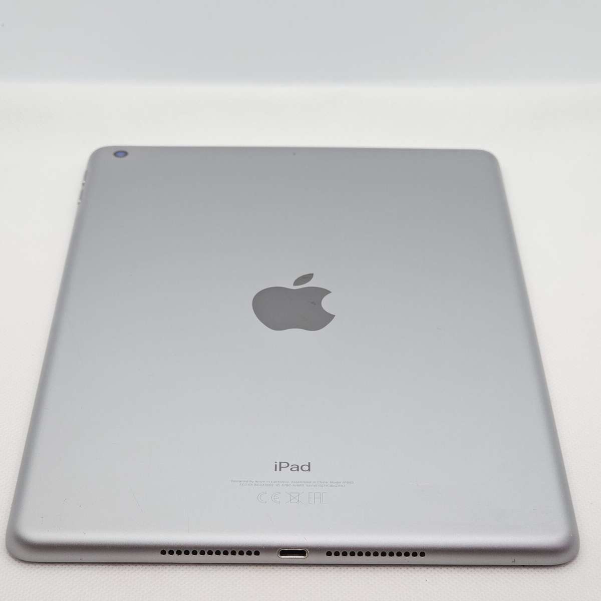 iPad 9.7 6th Gen 32GB (WiFi Only) Space Gray