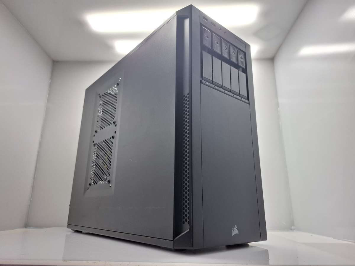 Corsair Unknown Desktop Black