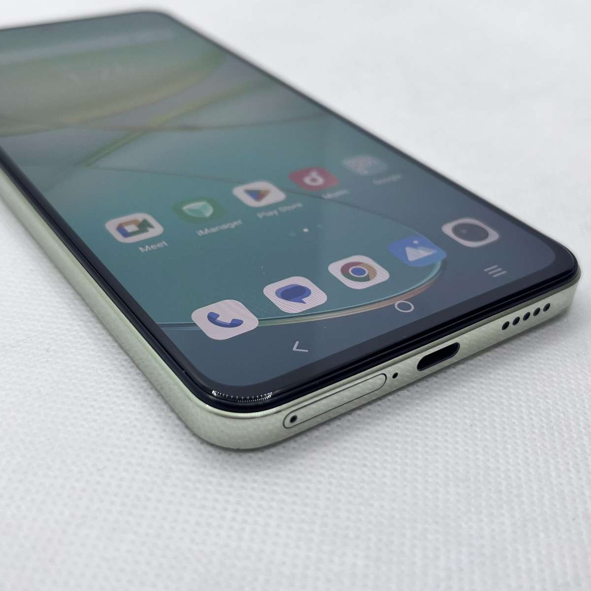 Vivo Y100 256GB Breeze Green (3 Month Warranty)