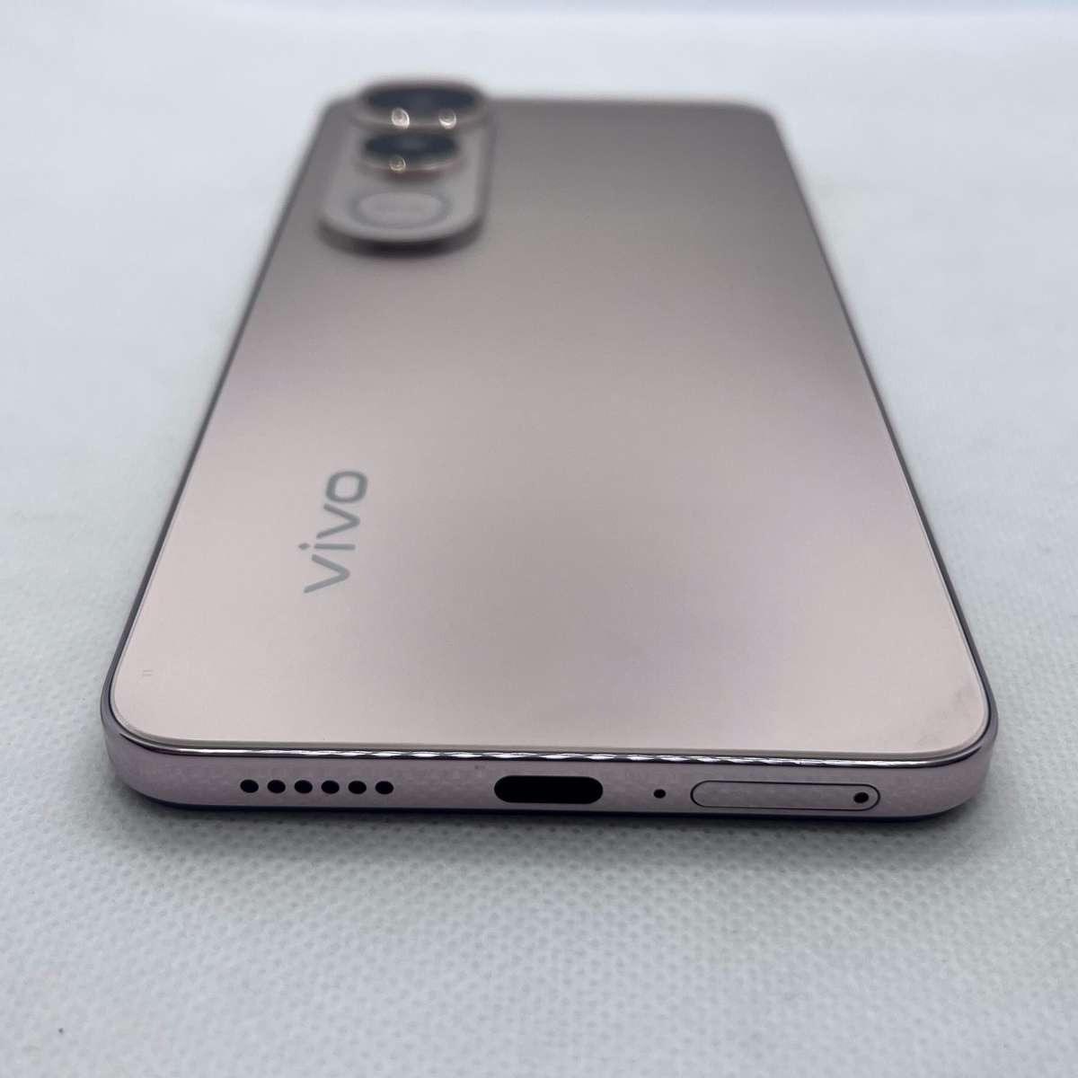 Vivo V50 Lite 256GB Gold - (Grade A)