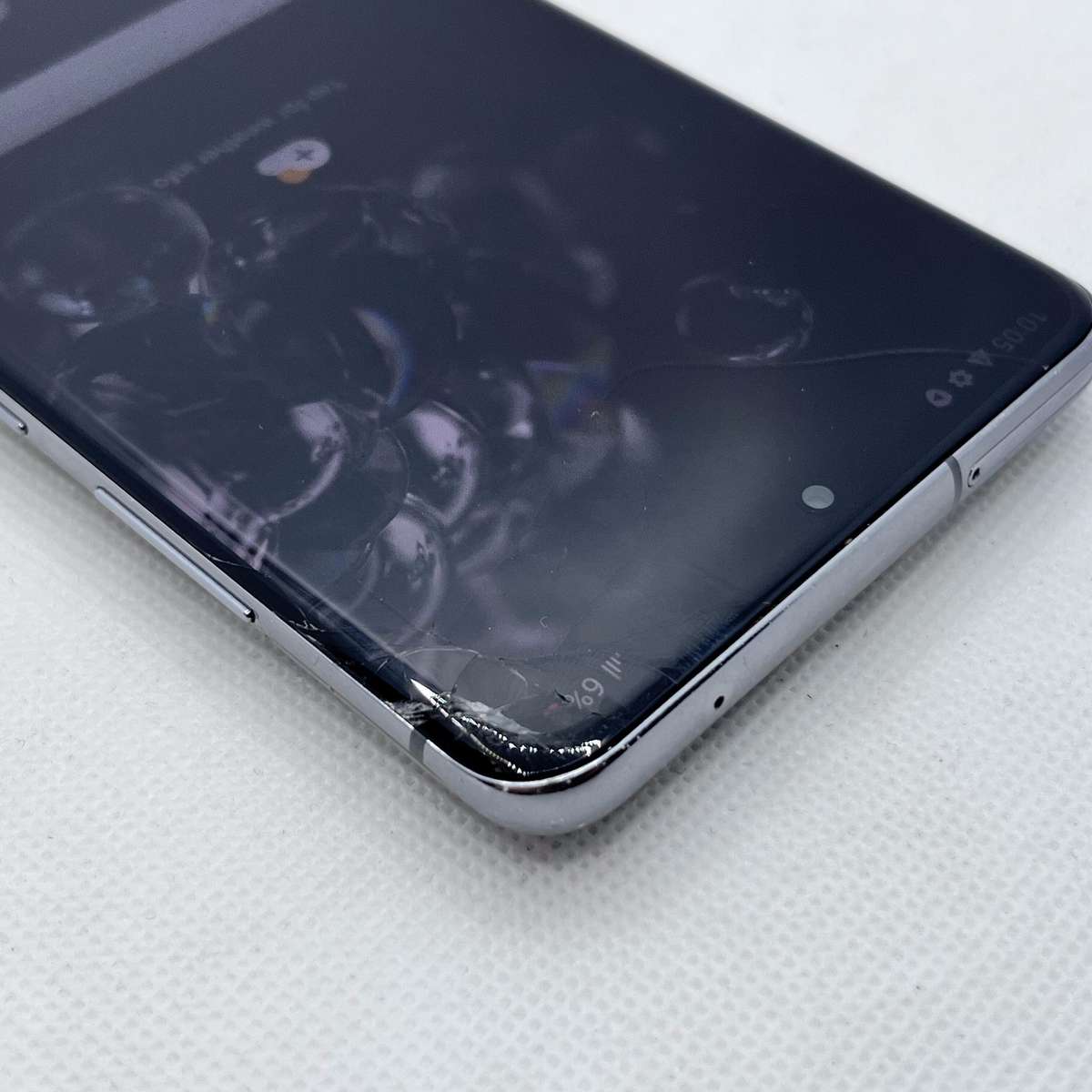Samsung Galaxy S20 Ultra 128GB - ( Grade C) Screen Damage Grey