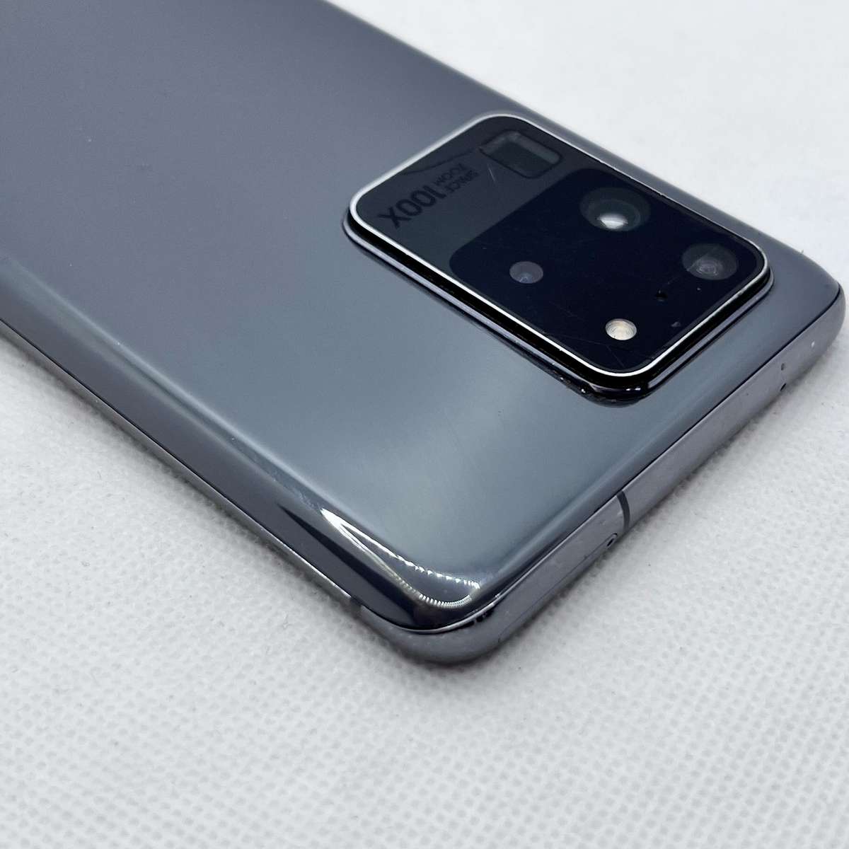 Samsung Galaxy S20 Ultra 128GB - ( Grade C) Screen Damage Grey