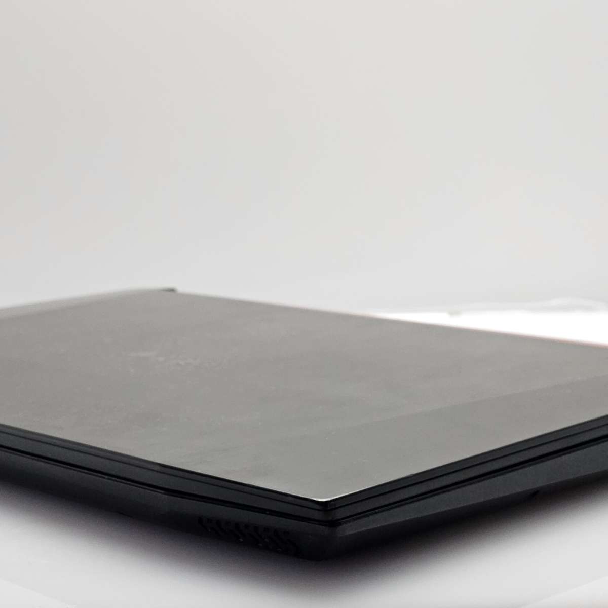 Acer Nitro 5 (AN515-51) "Core i5" 2.50GHz 16GB RAM 256GB SSD Bright Spots And Faulty Battery Blac...