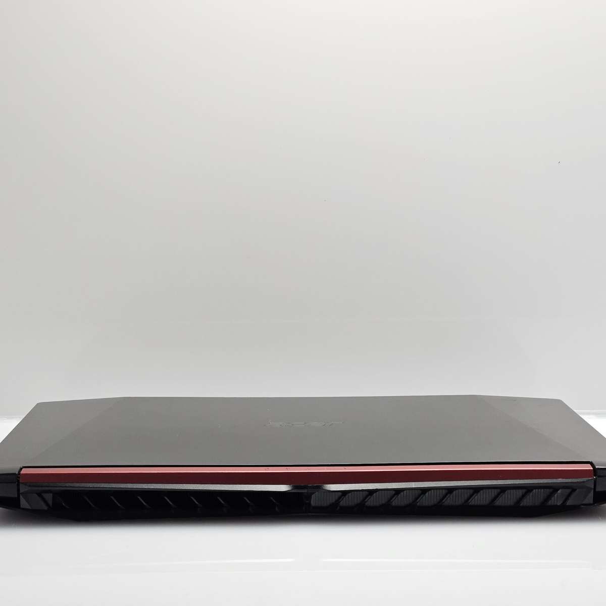 Acer Nitro 5 (AN515-51) "Core i5" 2.50GHz 16GB RAM 256GB SSD Bright Spots And Faulty Battery Blac...