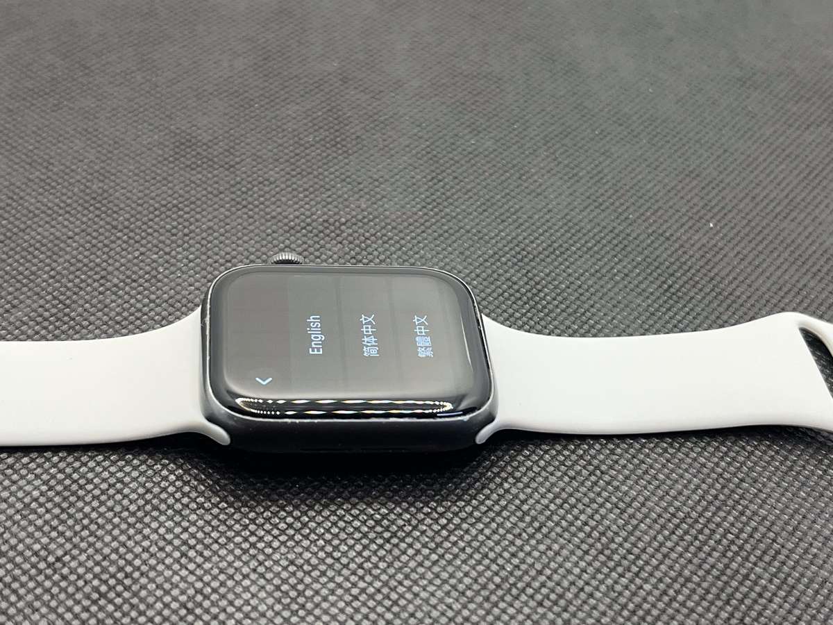 Apple Watch Series 5 44mm GPS Only | Dead Pixels | Space Gray (3 Month Warranty) - With Grey Straps