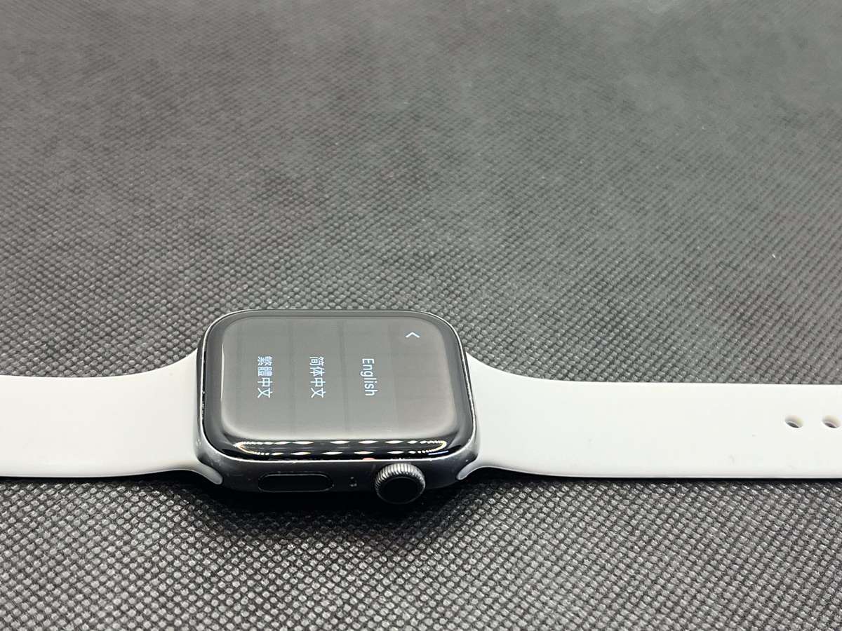 Apple Watch Series 5 44mm GPS Only | Dead Pixels | Space Gray (3 Month Warranty) - With Grey Straps