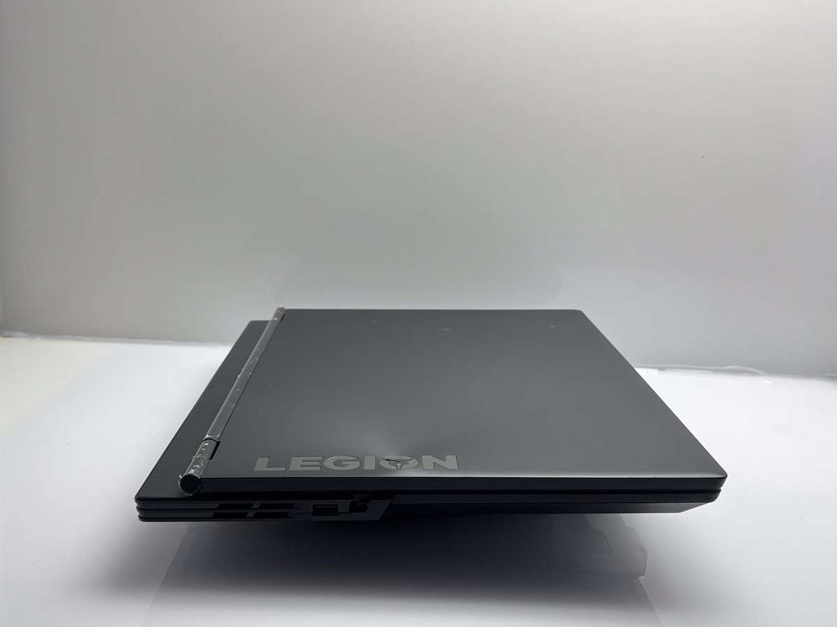 Lenovo Legion Y540-17IRH 9th Gen "Core i7" 2.60GHz 16GB RAM 256GB SSD Black - Damaged Casing