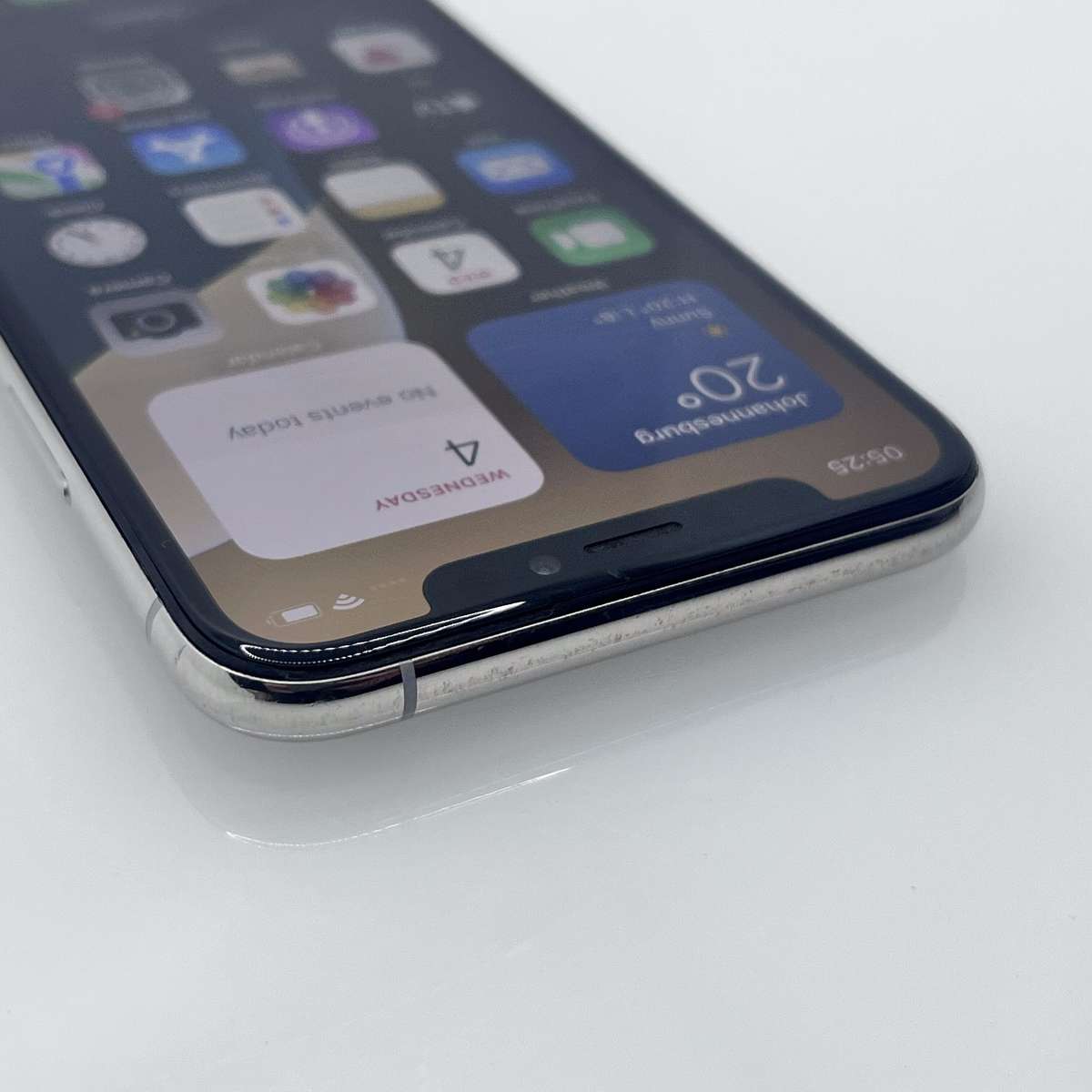 iPhone Xs 256GB Silver (3 Month Warranty)