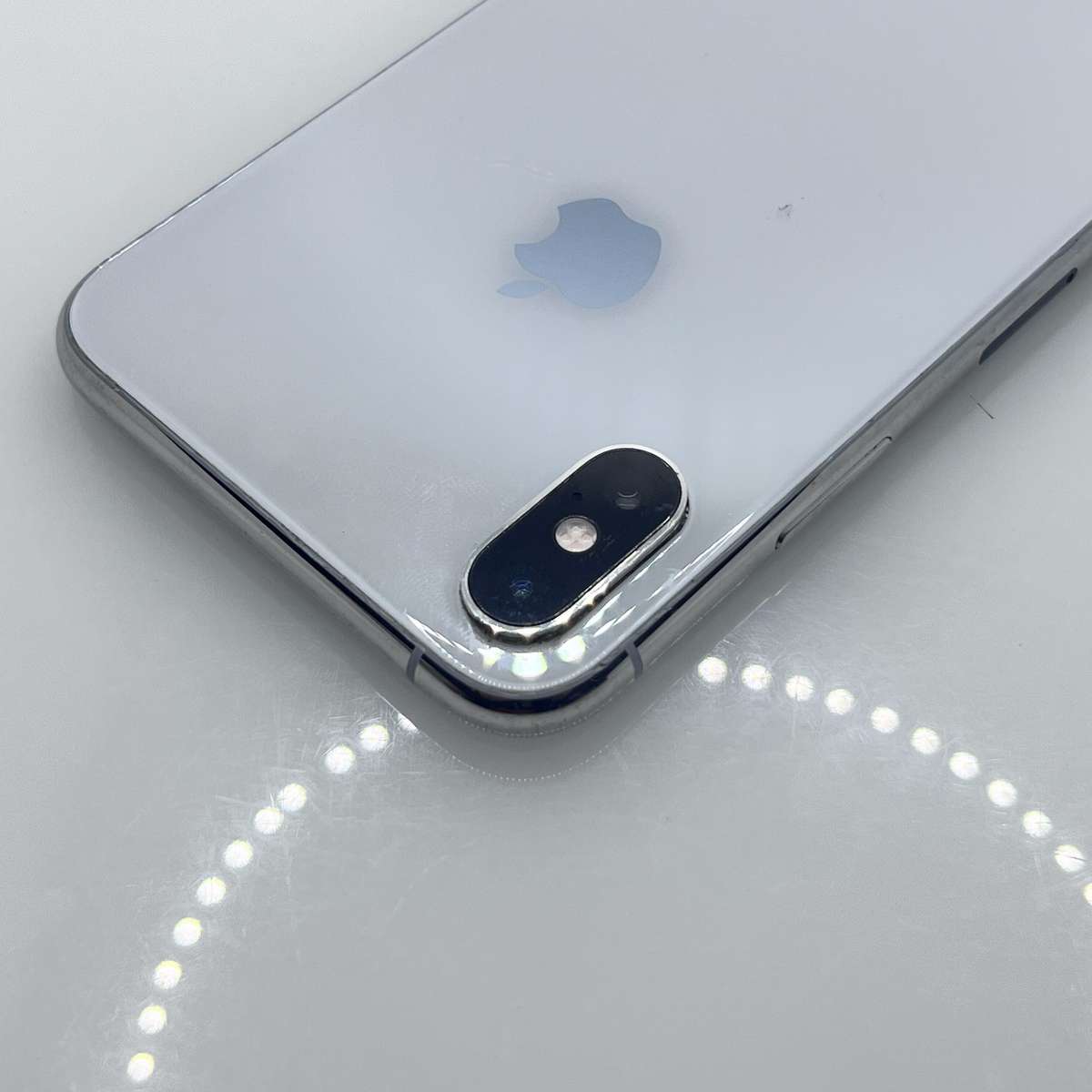 iPhone Xs 256GB Silver (3 Month Warranty)