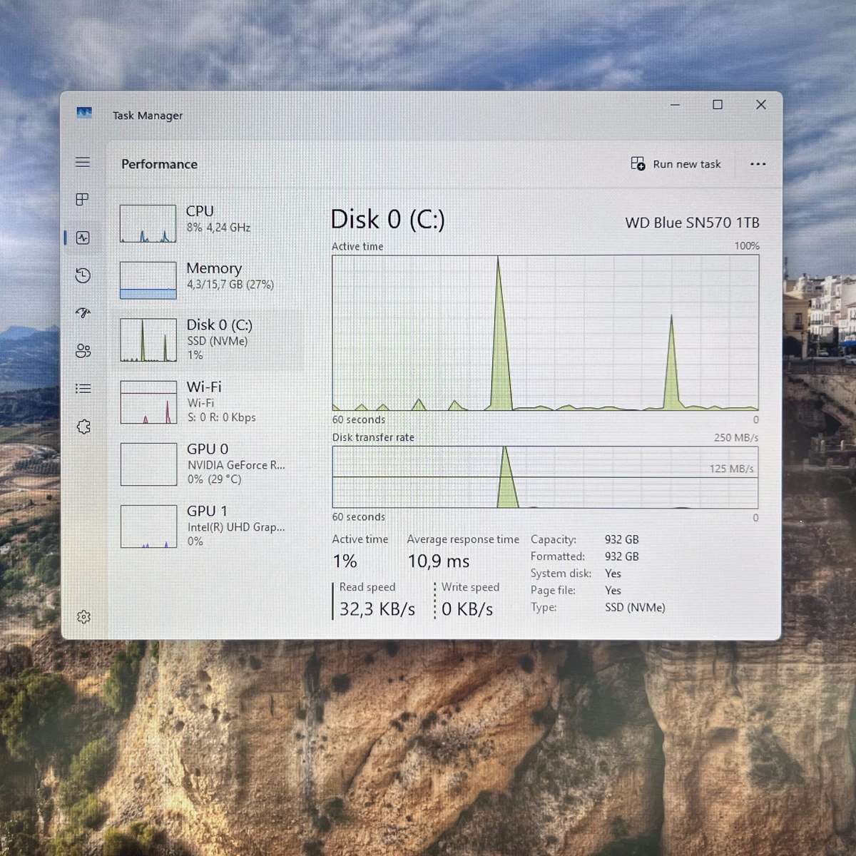 MSI Katana GF76 12UE Core i7 16GB RAM 1TB NYME SSD No HDMI Black (6 Month Warranty)