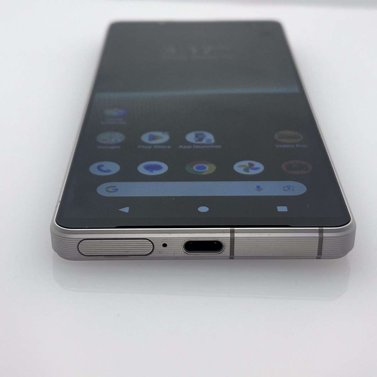 Sony Xperia V1 256GB Grey LCD Burn - (Grade B)