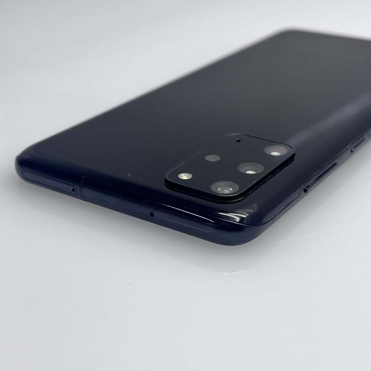 Samsung Galaxy S20 Plus 128GB Dual Sim Cosmic Black (3 Month Warranty)