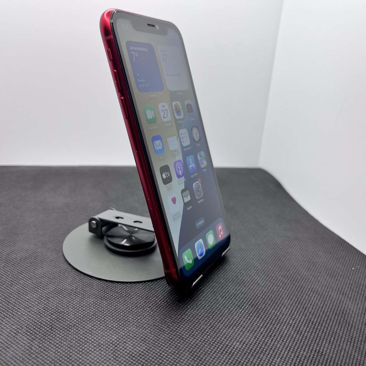 Apple iPhone 11 64GB Red (6 Month Warranty)
