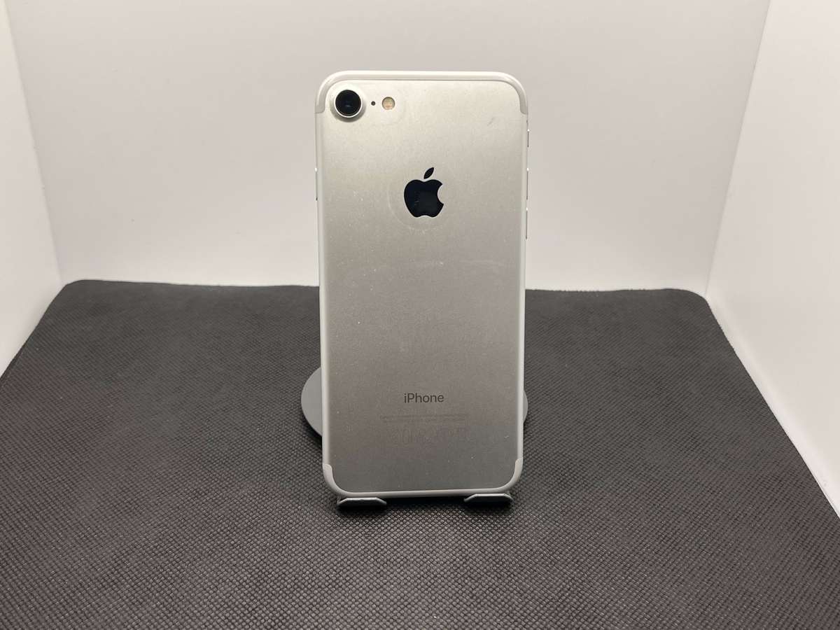 Apple iPhone 7 32GB Silver