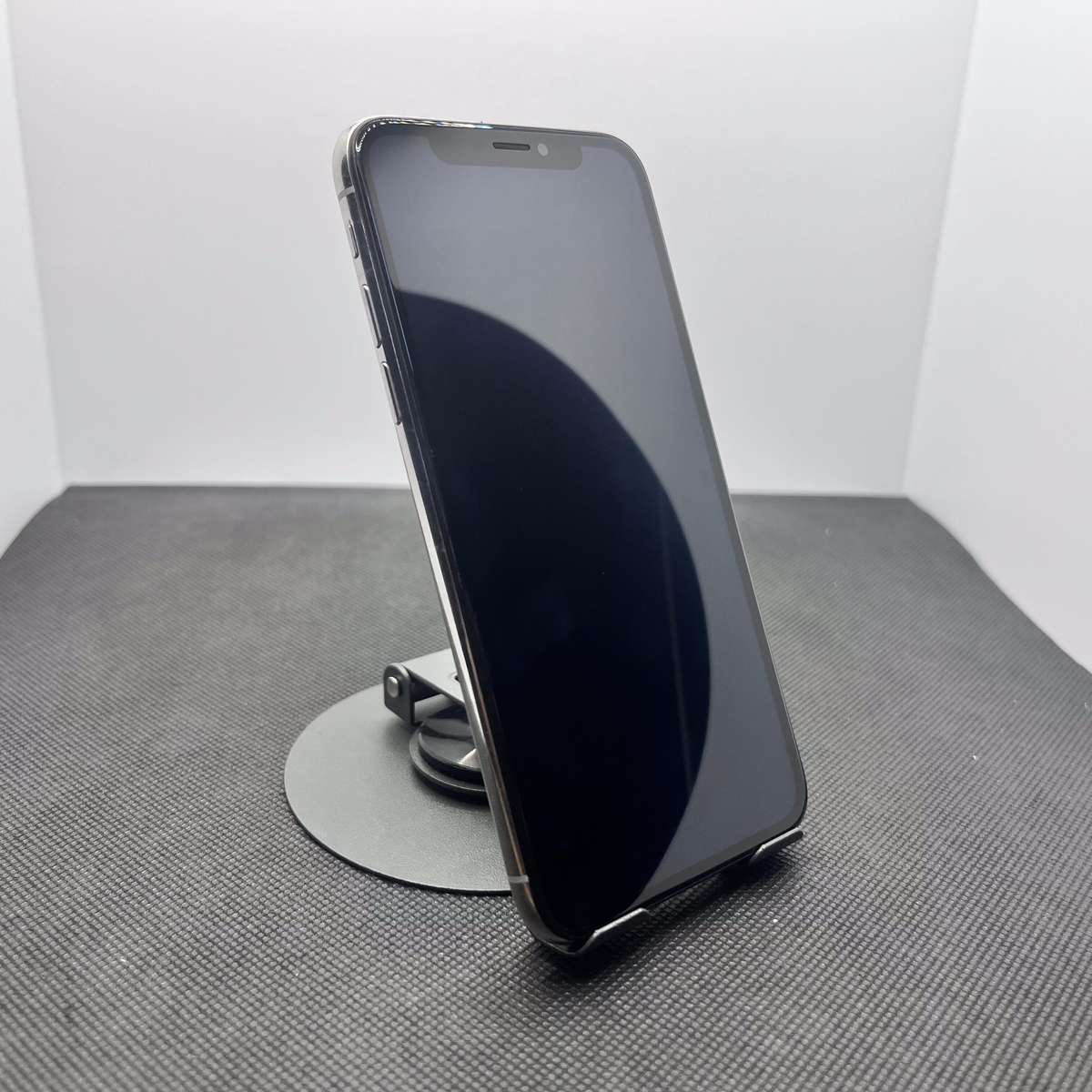 Apple iPhone X 64GB Silver (3 Month Warranty)