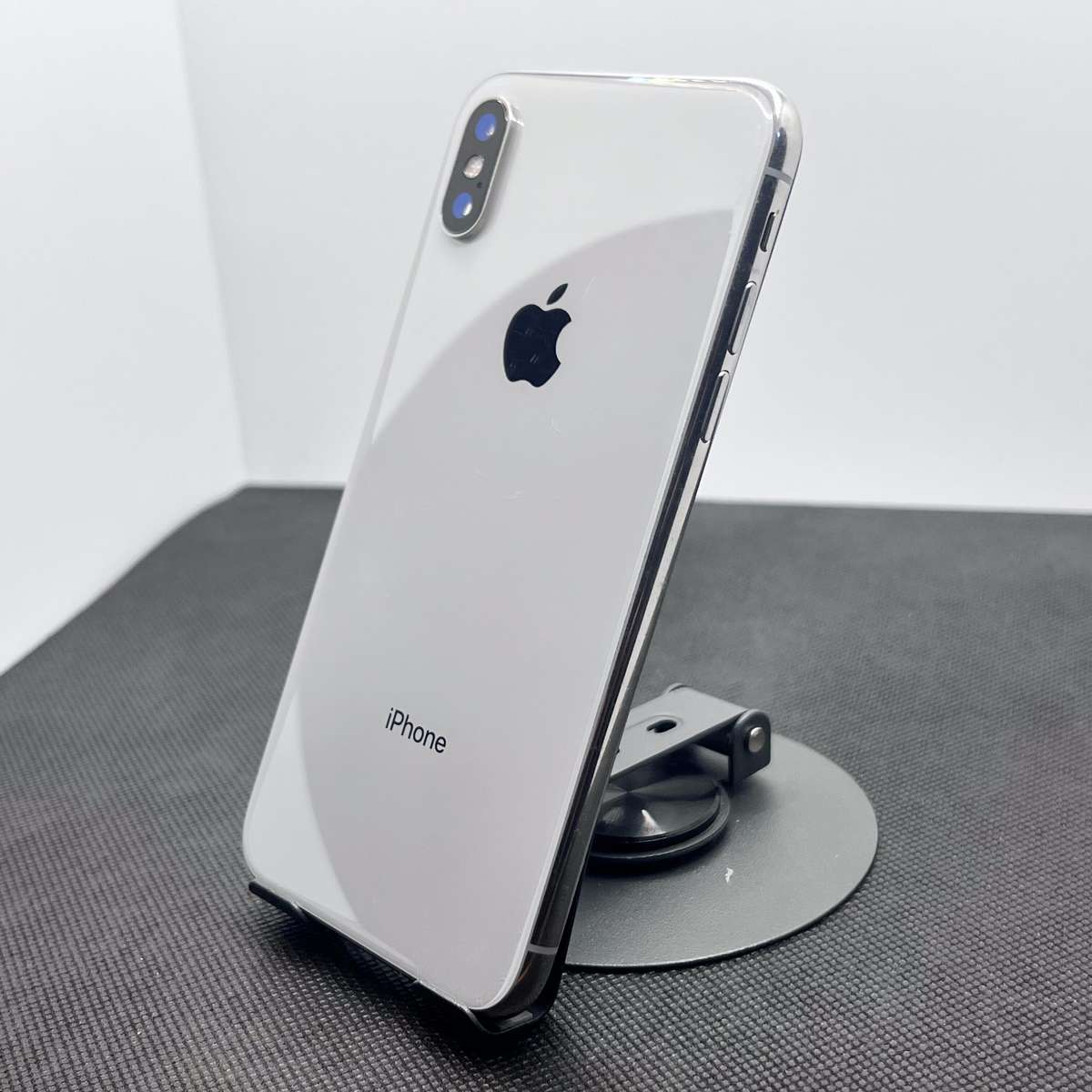 Apple iPhone X 64GB Silver (3 Month Warranty)