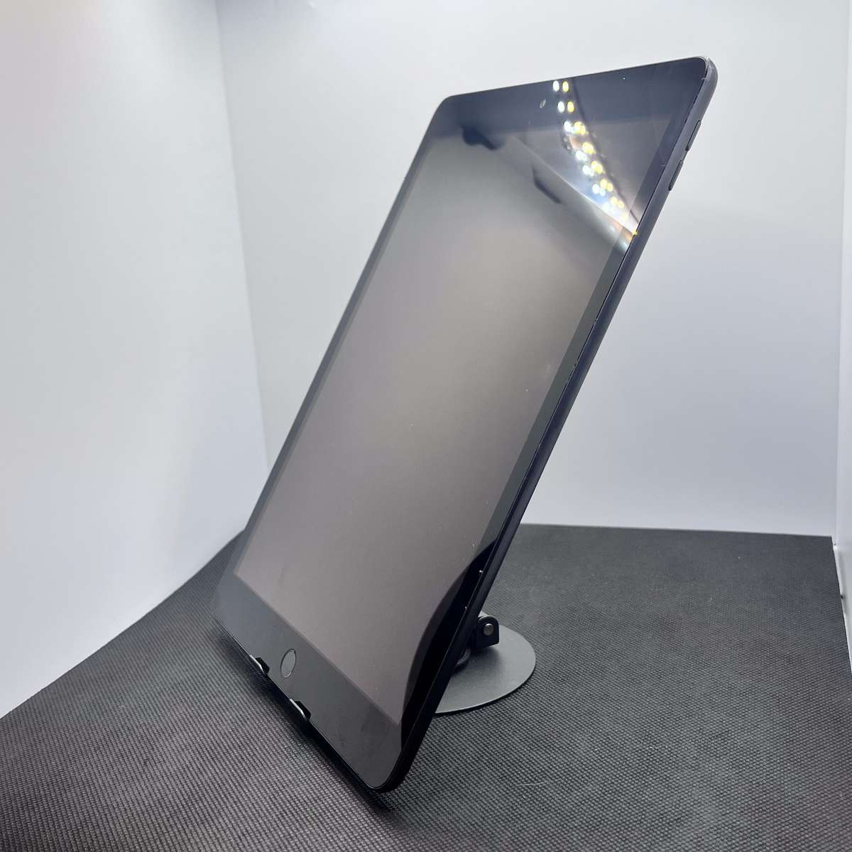 Apple iPad 10.2 9th Gen 64GB (Wifi Only) Space Gray (3 Month Warranty)