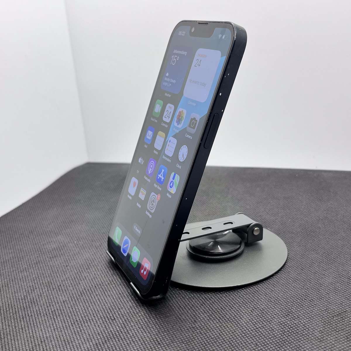 Apple iPhone 13 128GB Midnight (6 Month Warranty)