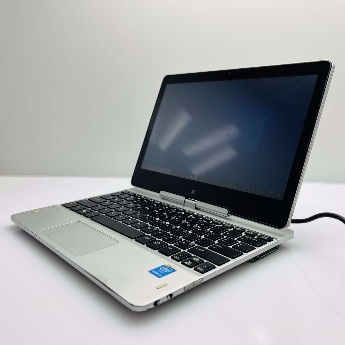 HP Elitebook Revolve 810 G2 5th Gen "Core i5" 2.20GHz 8GB RAM 128GB SSD NVMe Silver