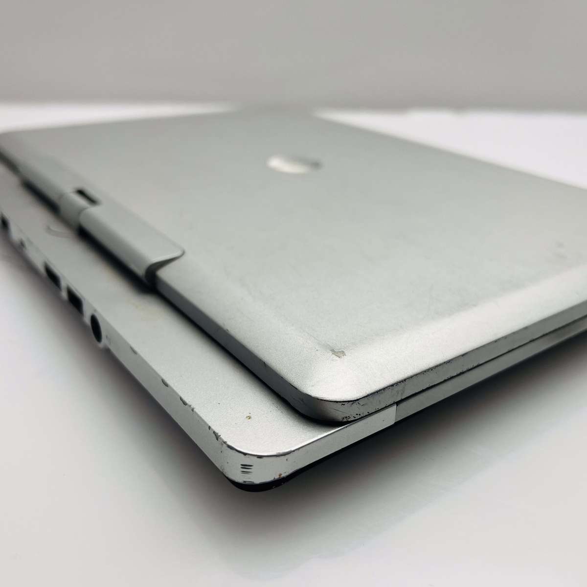 HP Elitebook Revolve 810 G2 5th Gen "Core i5" 2.20GHz 8GB RAM 128GB SSD NVMe Silver