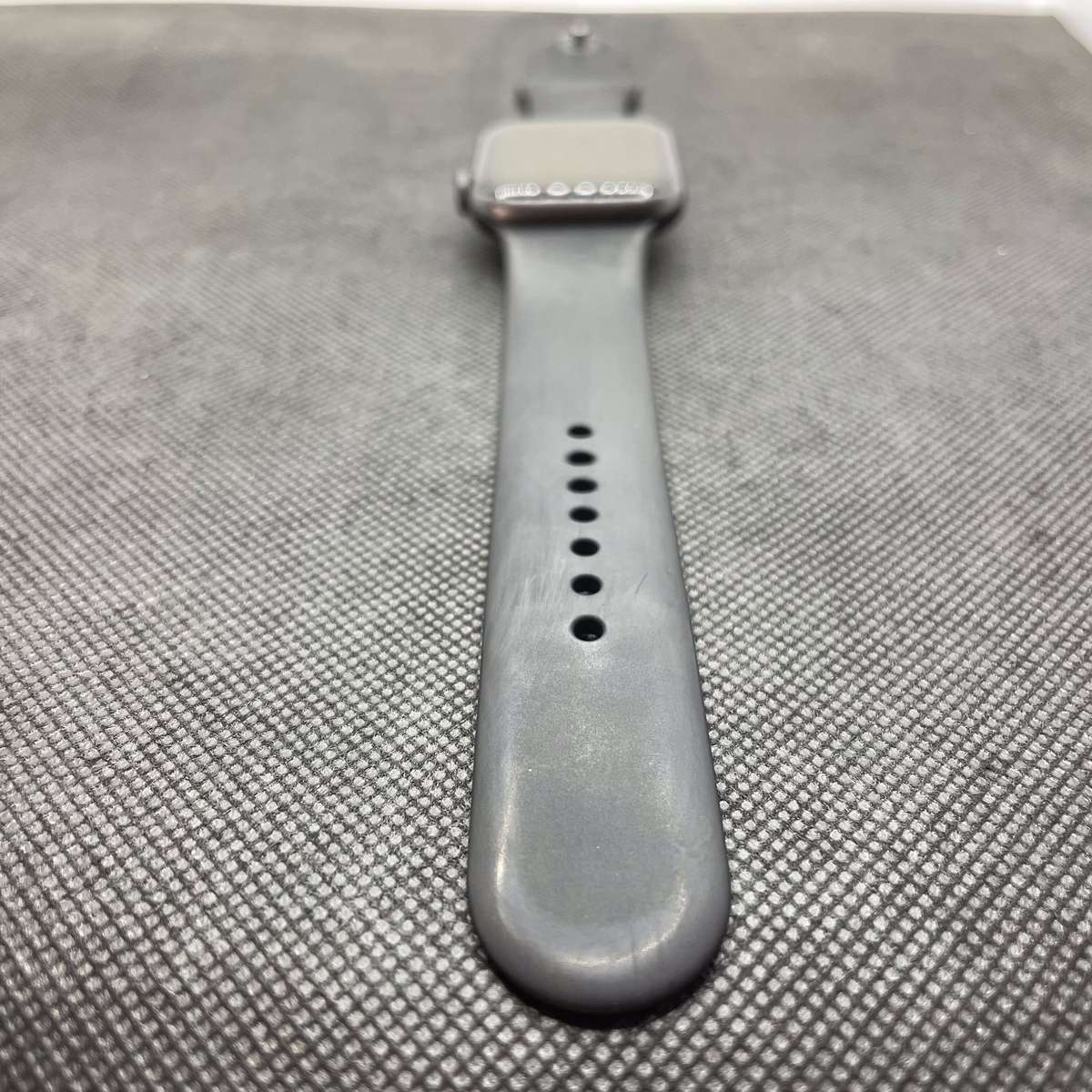Apple Watch Series SE 1st Gen 44mm GPS Only Space Gray (3 Month Warranty)