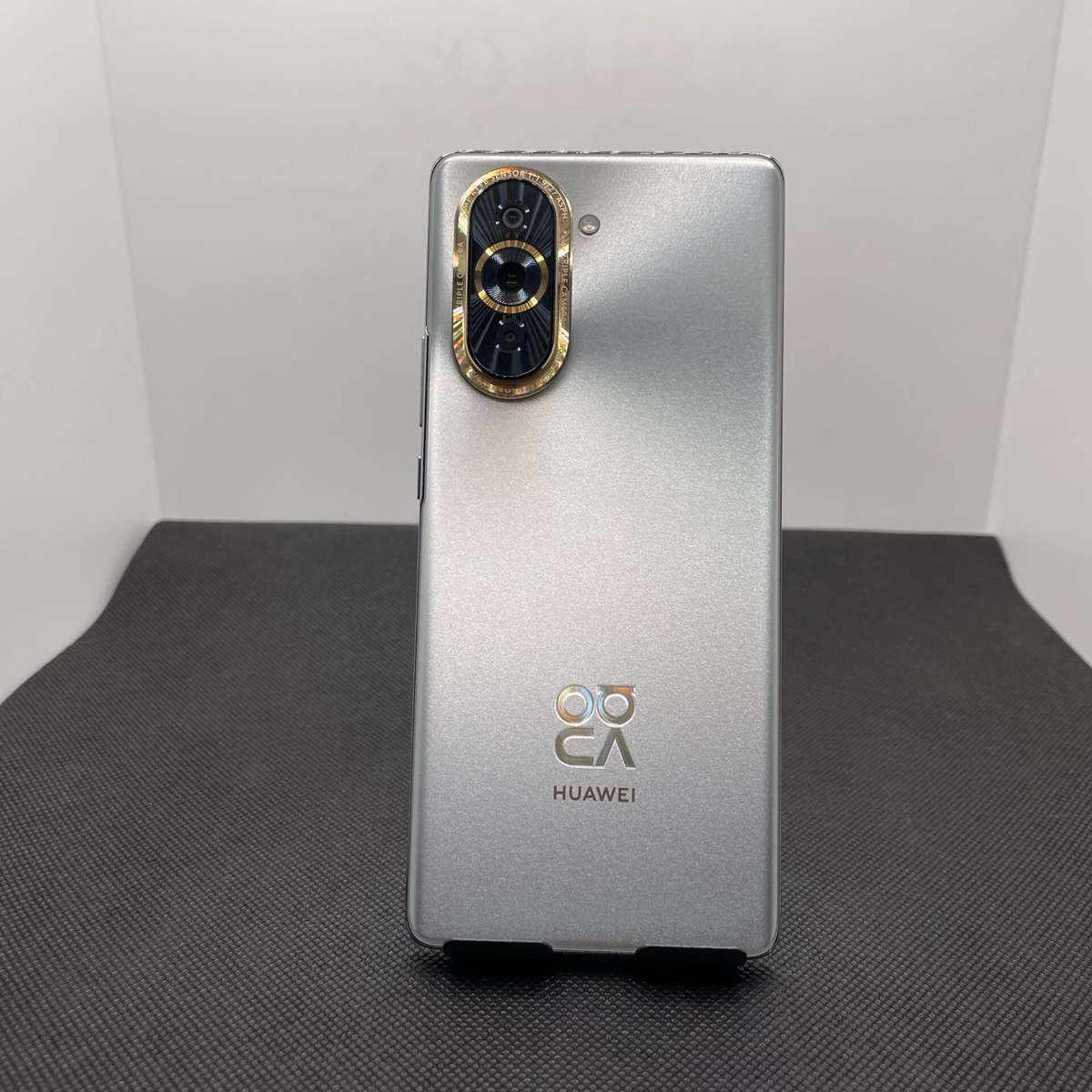 Huawei Nova 10 Pro 256GB Silver (3 Month Warranty)