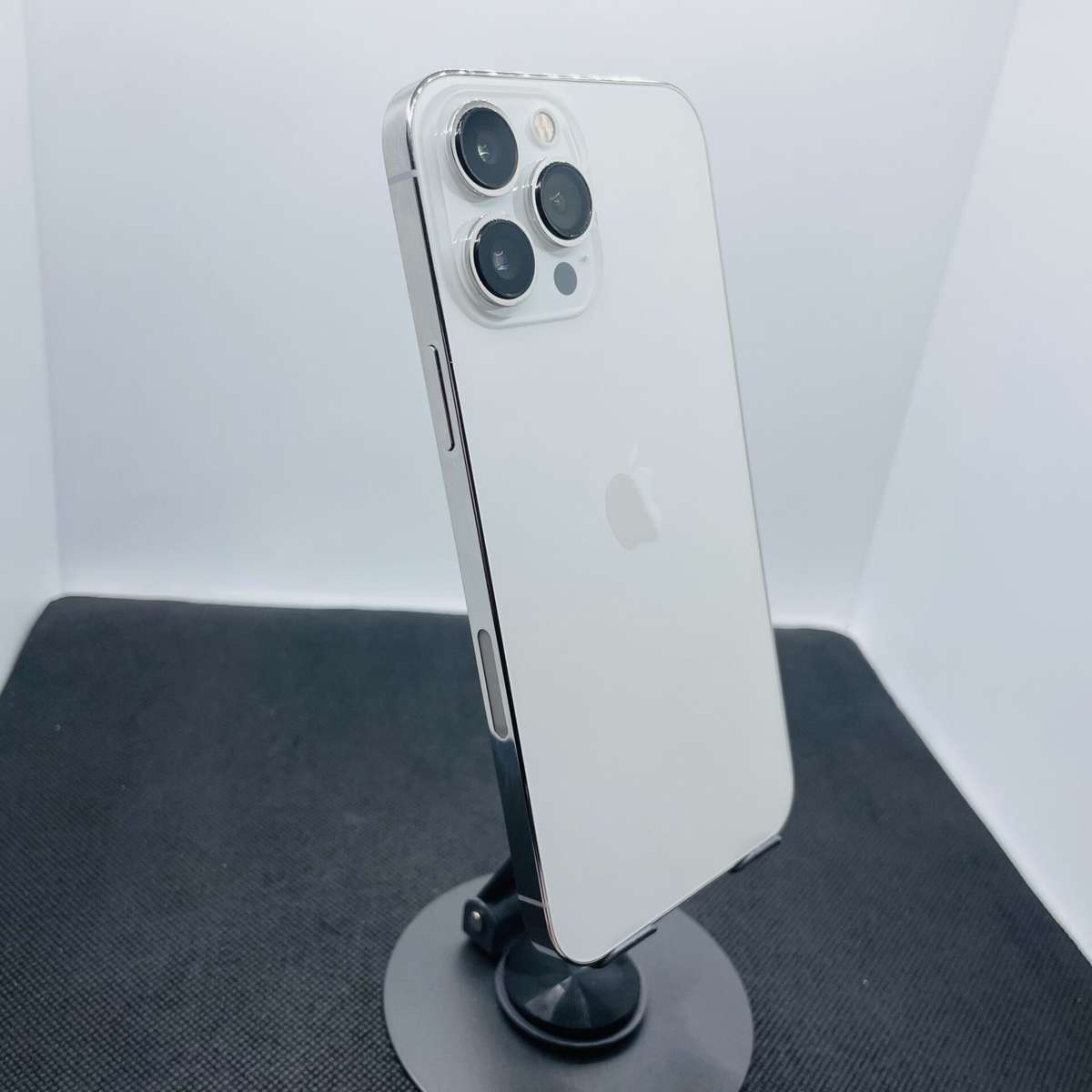 Apple iPhone 13 Pro Max 128GB Silver (12 Month Warranty)  Chipped Camera