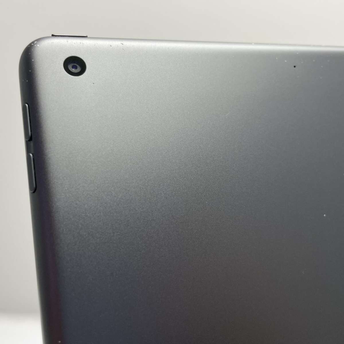 Apple iPad 10.2" 9th Gen 64GB (Wi-Fi Only) Space Grey - Bright Spots