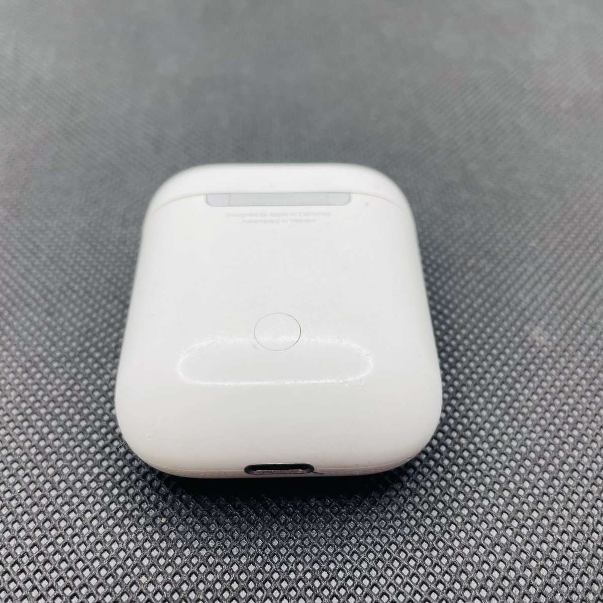 Apple AirPods 1st Gen White