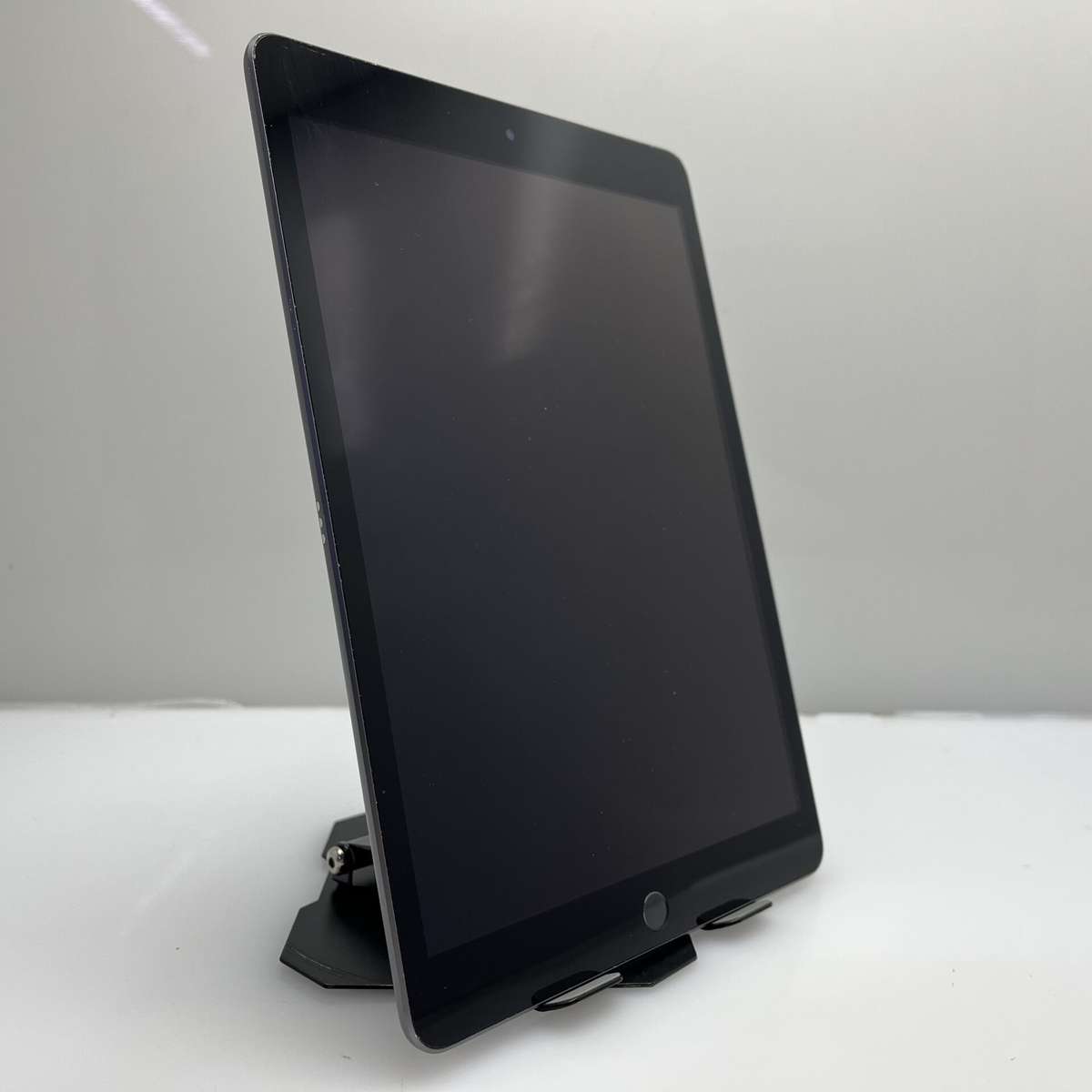 Apple iPad 10.2" 9th Gen 64GB (WiFi Only) Space Grey - (Grade B)