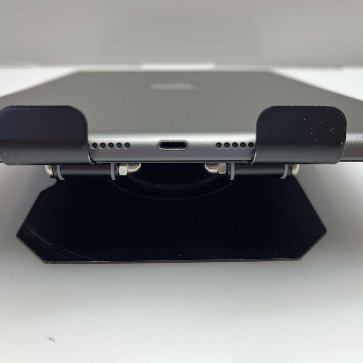 Apple iPad 10.2" 9th Gen 64GB (WiFi Only) Space Grey - (Grade B)