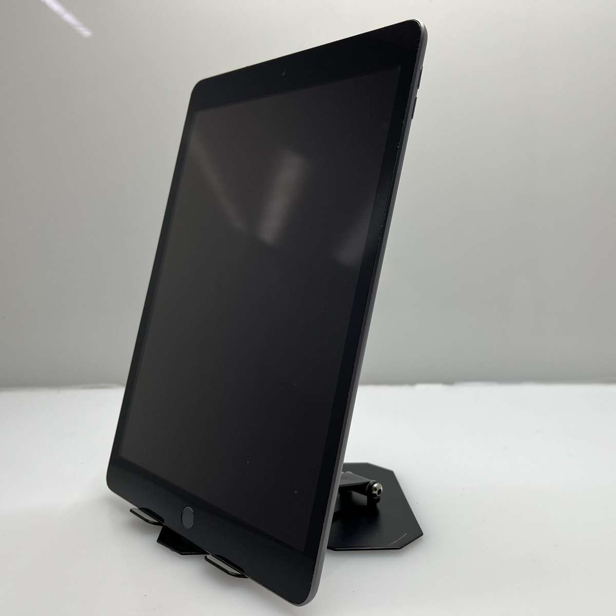 Apple iPad 10.2" 9th Gen 64GB (WiFi Only) Space Grey (Grade B) - Bright Spots