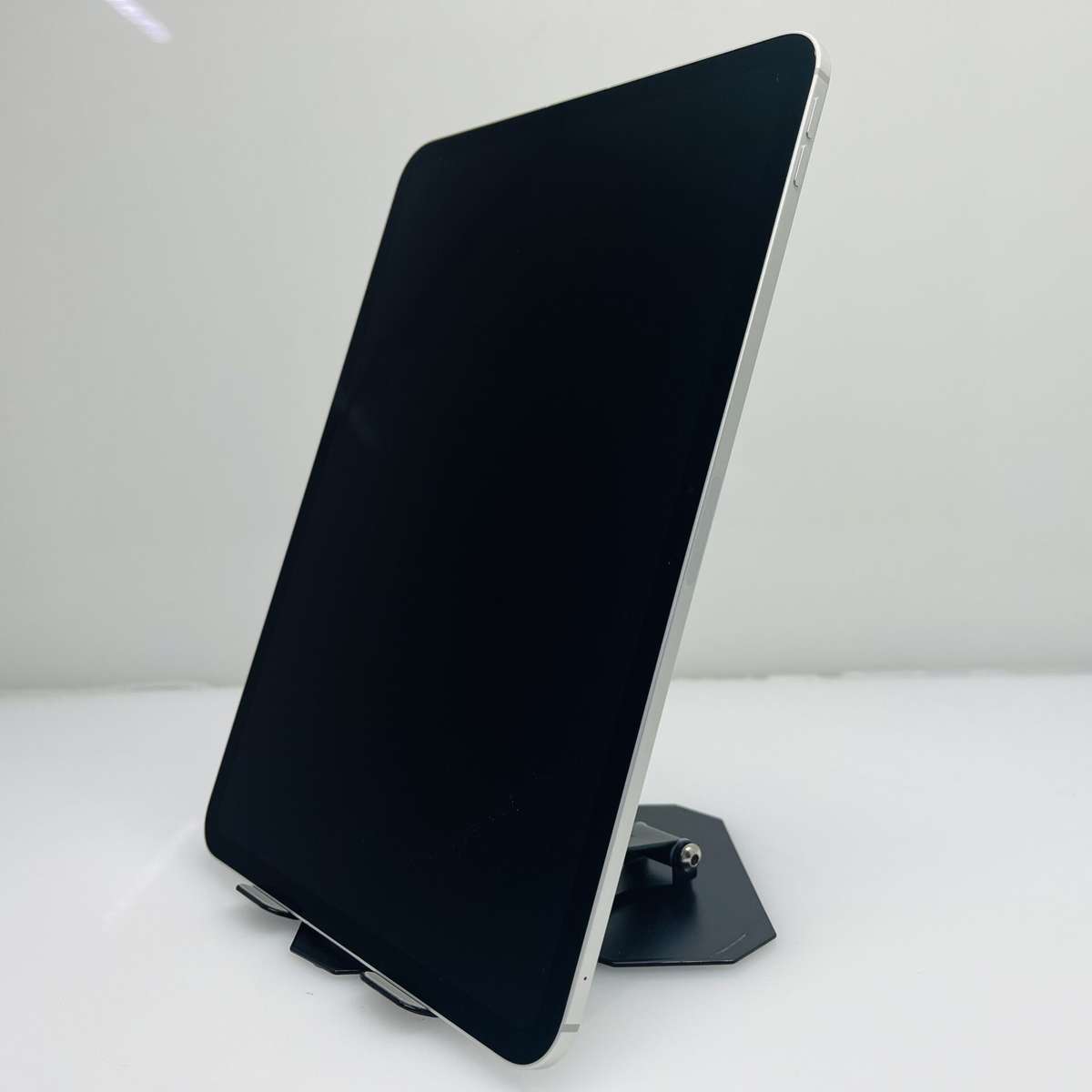 Apple iPad Pro M4 11" 256GB (WiFi Only) Silver - (Grade B)