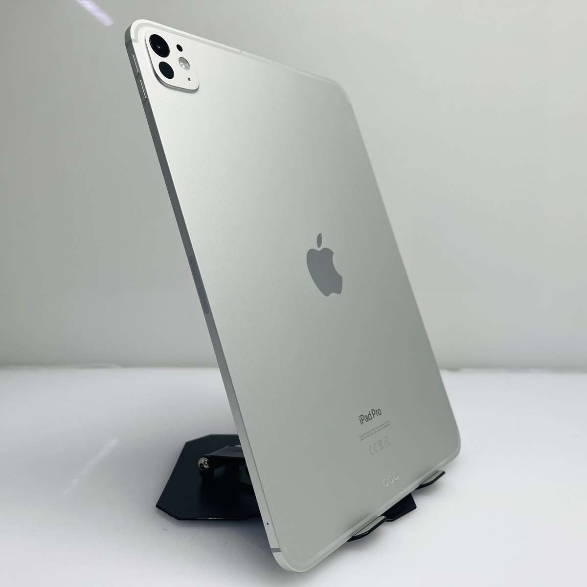 Apple iPad Pro M4 11" 256GB (WiFi Only) Silver - (Grade B)